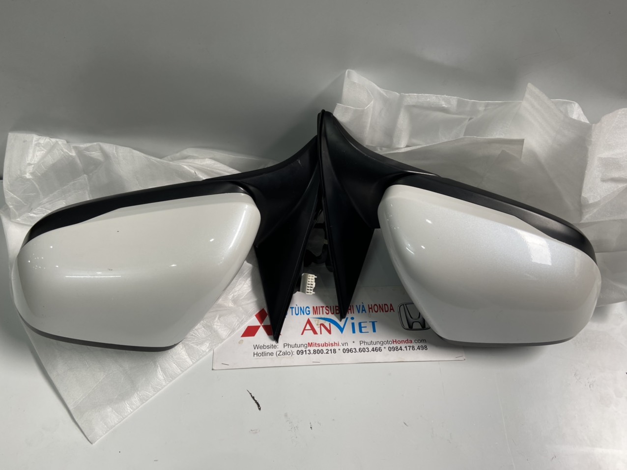 Gương chiếu hậu xe Honda HRV